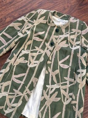 Vintage Framm 1980s Olive Green Bamboo Embroidered Trench Coat | Small